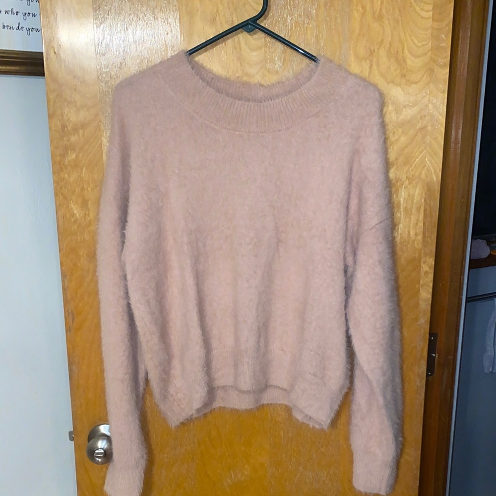 SO Women's (juniors fit) Blush Crew Neck Sweater